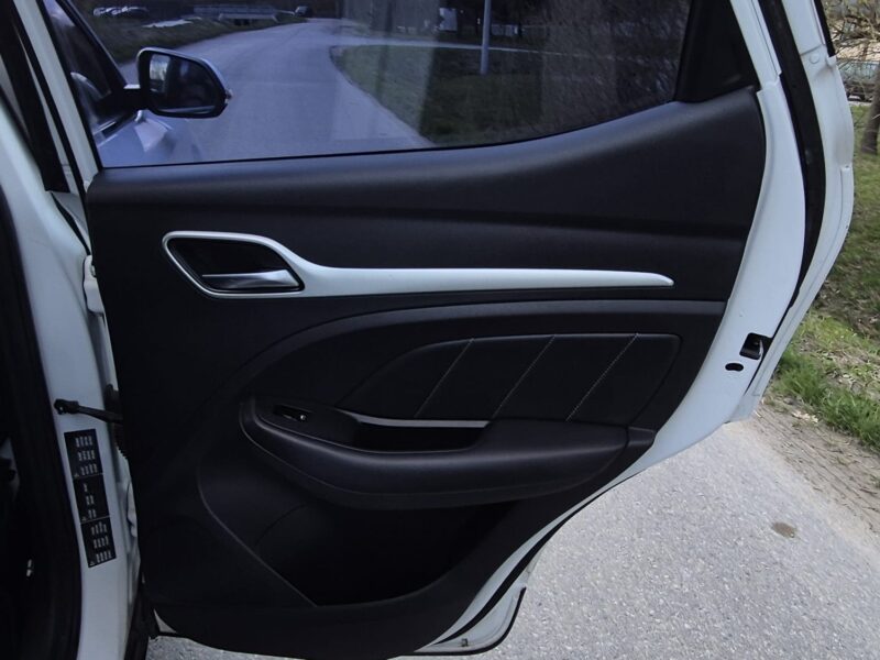 MG ZS EV