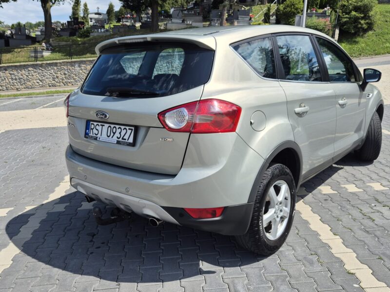 FORD KUGA 4X4