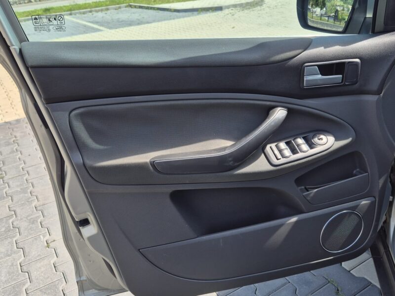 FORD KUGA 4X4