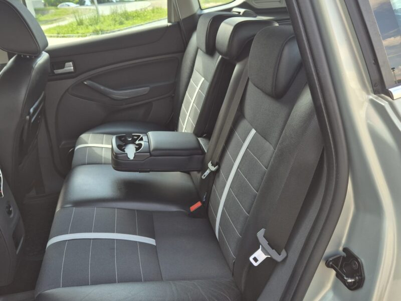 FORD KUGA 4X4