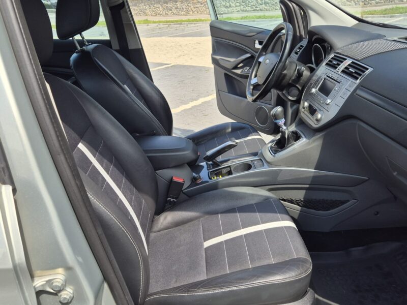 FORD KUGA 4X4
